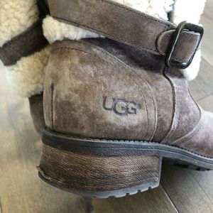 Ugg Blayre Boots 🥾